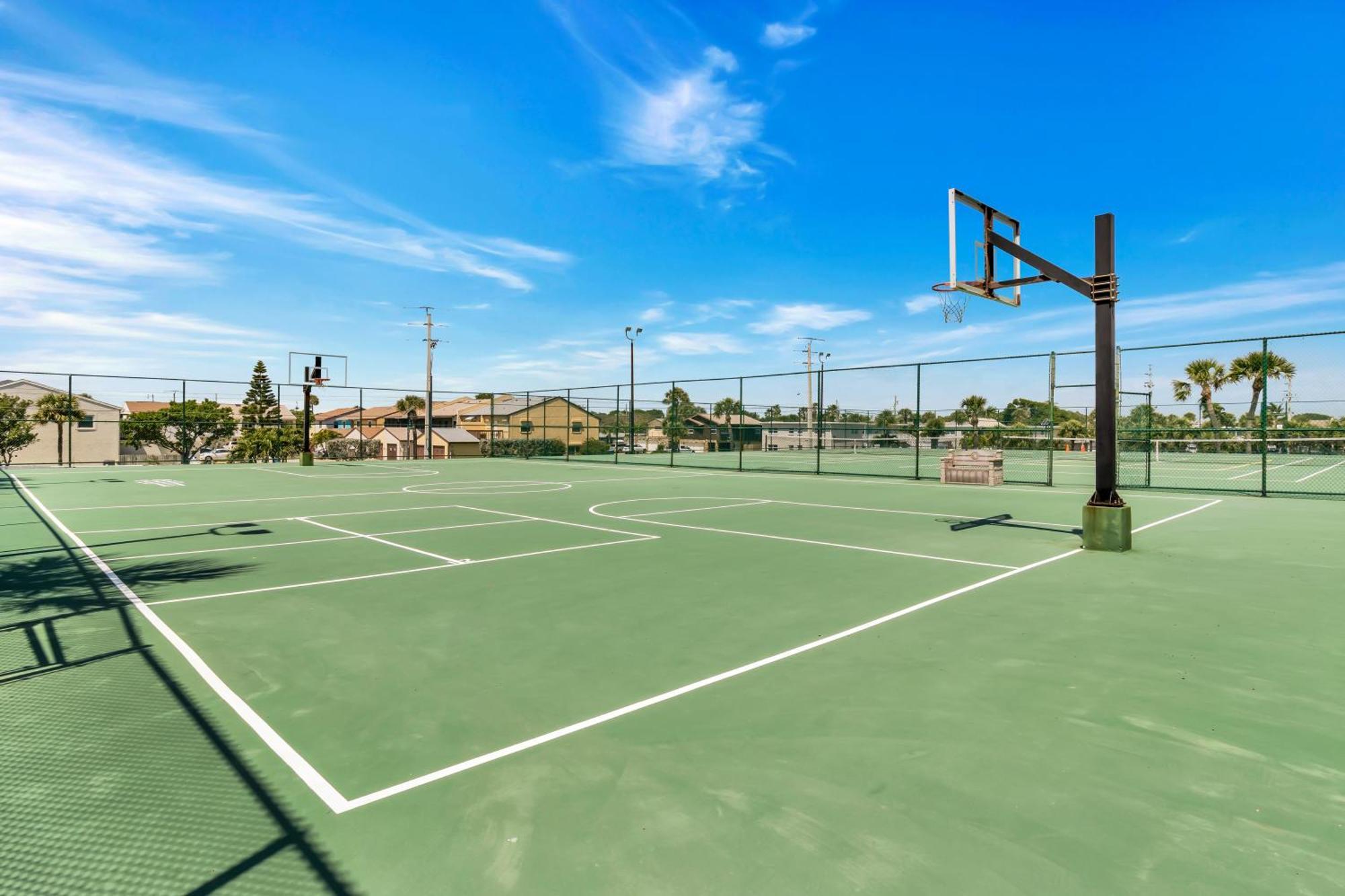 Cape Winds Resort Cape Canaveral Buitenkant foto