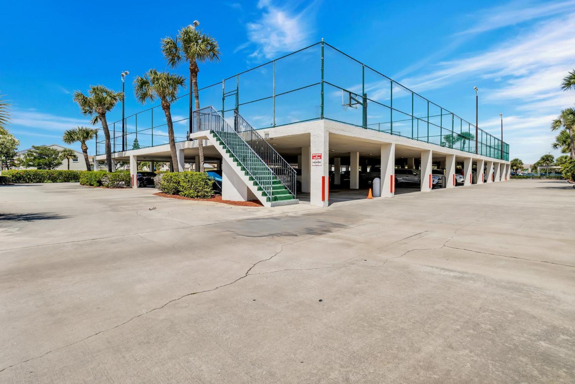 Cape Winds Resort Cape Canaveral Buitenkant foto