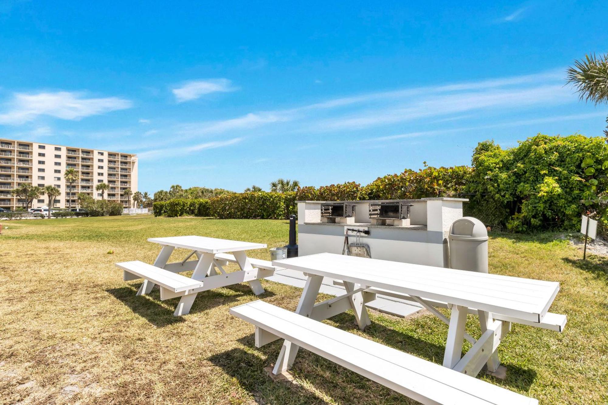 Cape Winds Resort Cape Canaveral Buitenkant foto