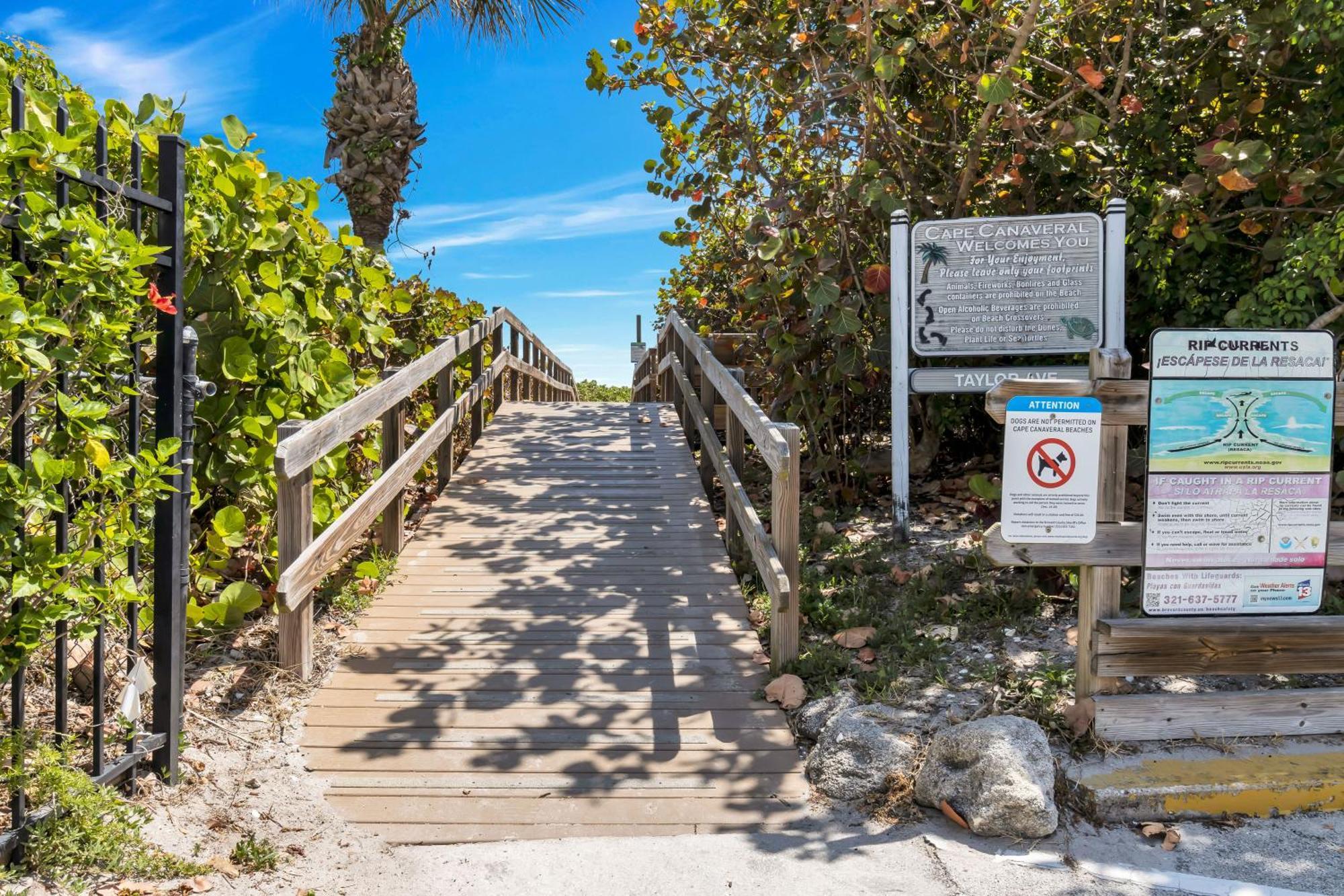 Cape Winds Resort Cape Canaveral Buitenkant foto